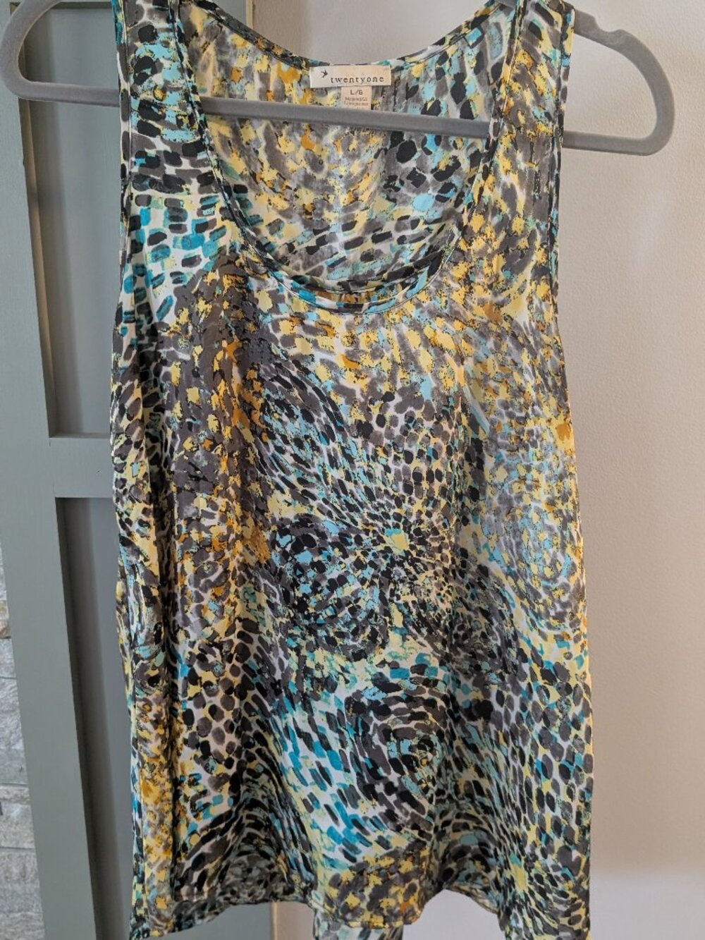 twentyone Sleeveless Top - Like New - Size L